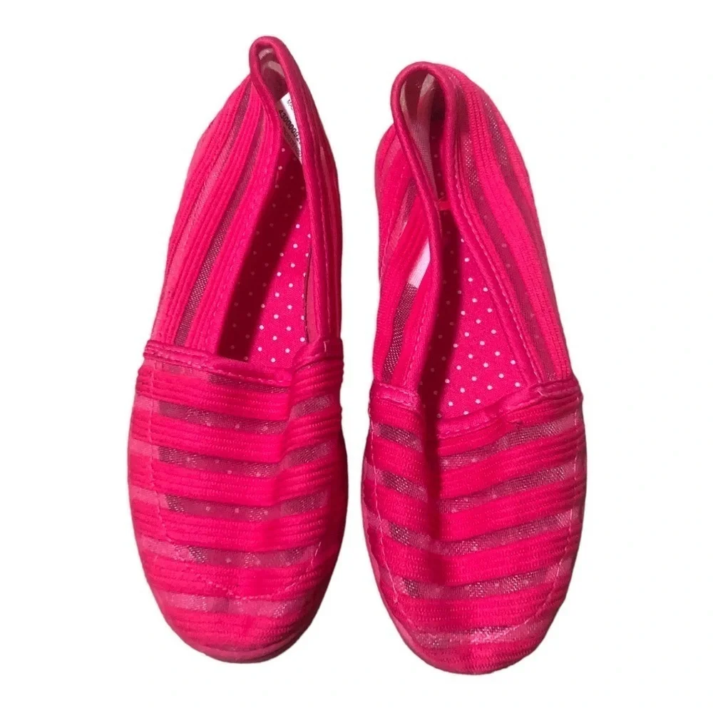 Beautiful Girl flat hot pink Size 2 in Excellent Used Condition